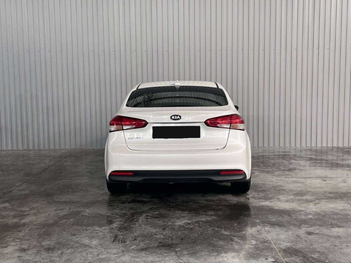 Kia Cerato 2017 года с пробегом. Фото: #5