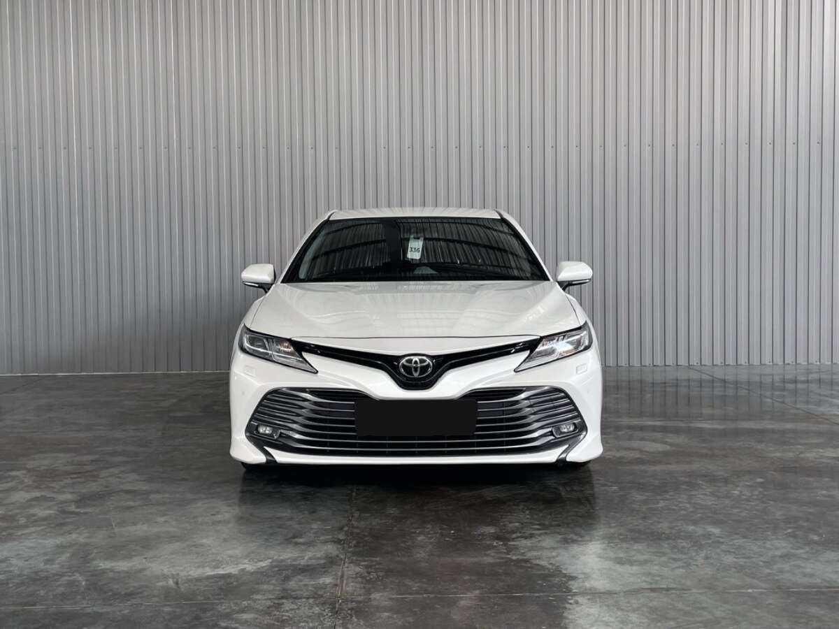 Toyota Camry 2018 года с пробегом. Фото: #1