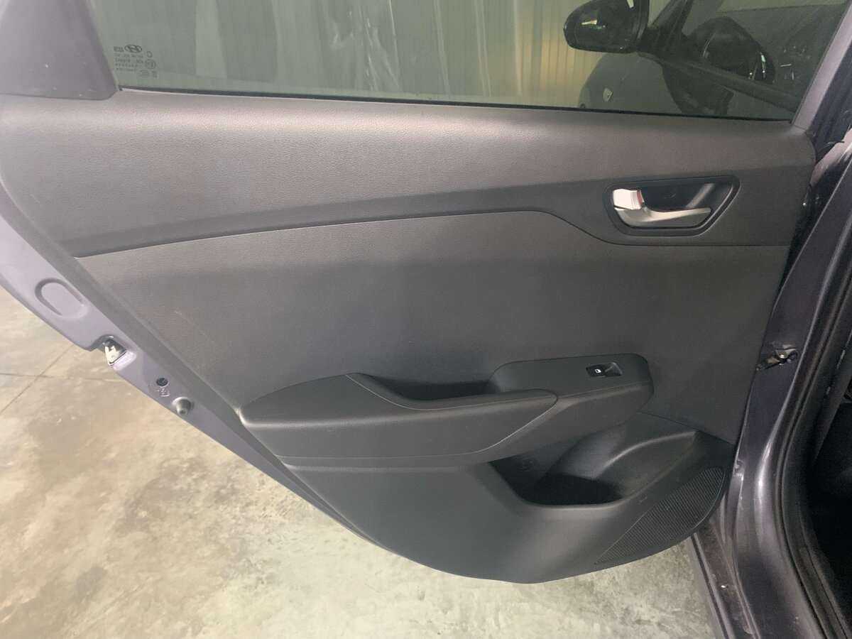 Hyundai Solaris 2021 года с пробегом. Фото: #18