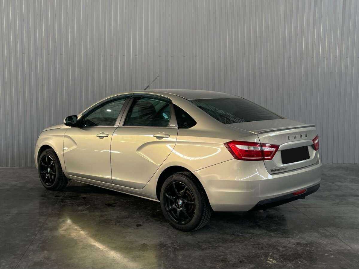 Lada (ВАЗ) Vesta 2017 года с пробегом. Фото: #6