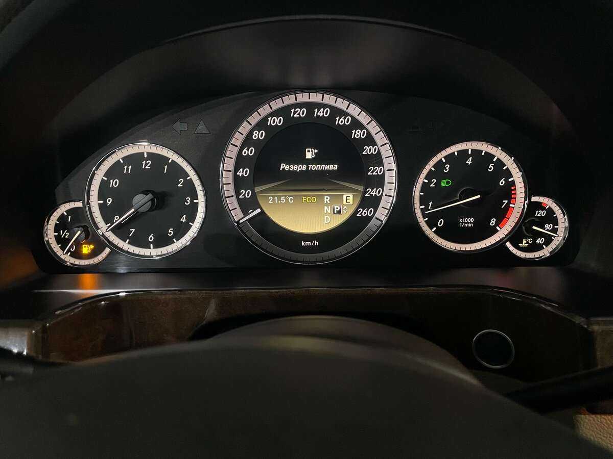 Mercedes-Benz E-Класс 2012 года с пробегом. Фото: #10