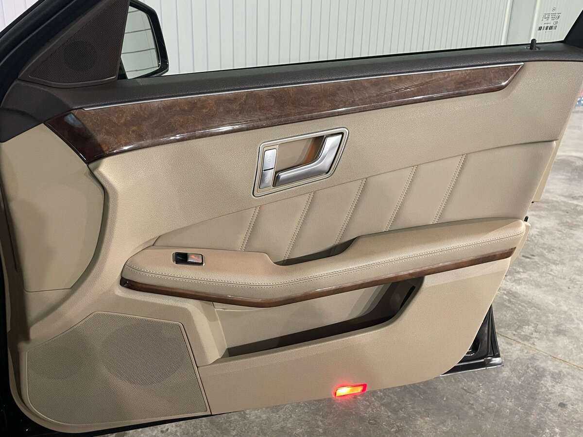 Mercedes-Benz E-Класс 2012 года с пробегом. Фото: #14