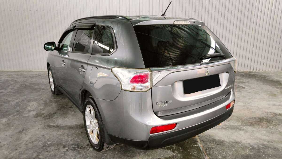 Mitsubishi Outlander 2012 года с пробегом. Фото: #6