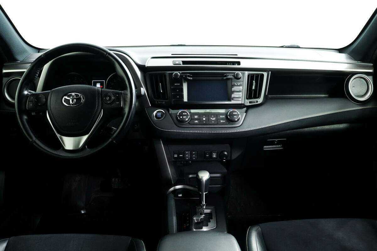 Б/У Тойота Рав4 2016 года. Фото: #10