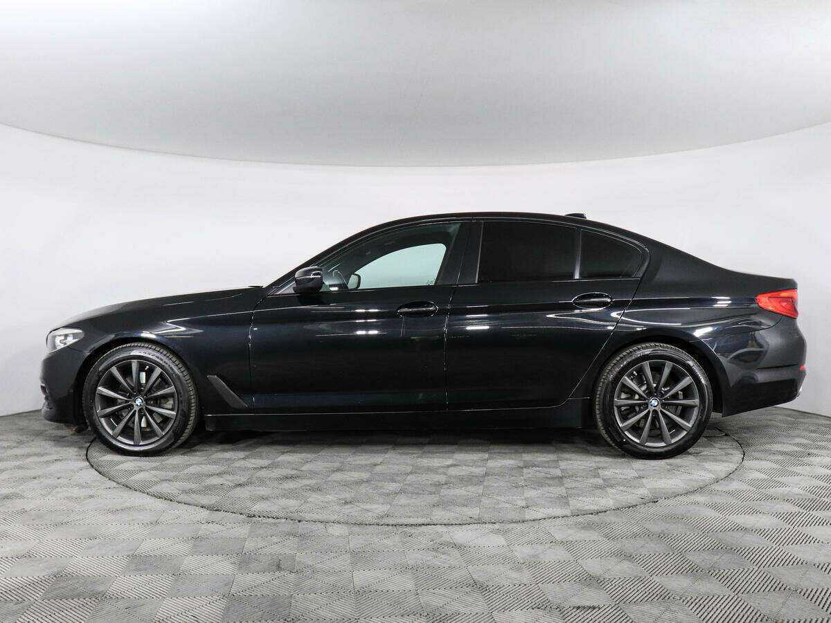 BMW 5 серии 2017 года с пробегом. Фото: #4