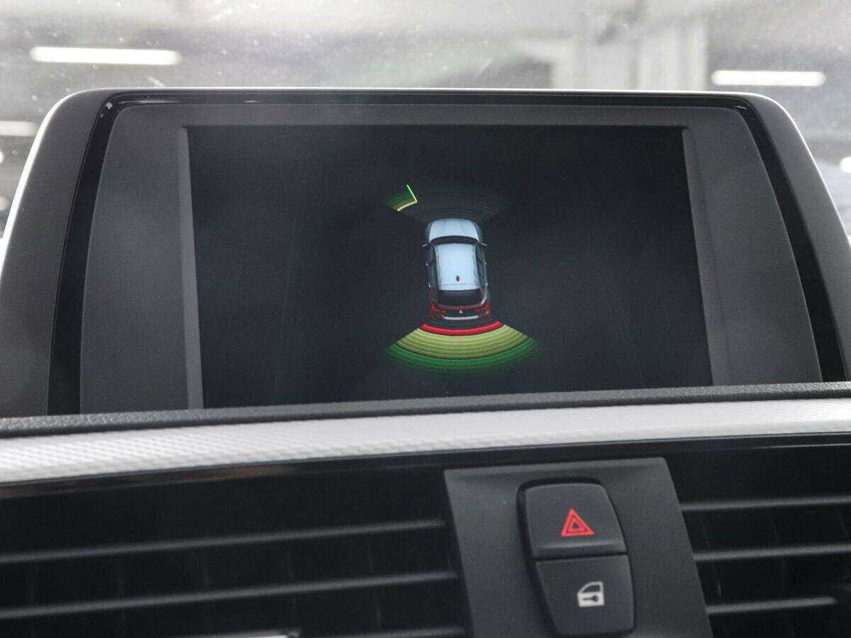 BMW 1 серии 2018 года с пробегом. Фото: #12