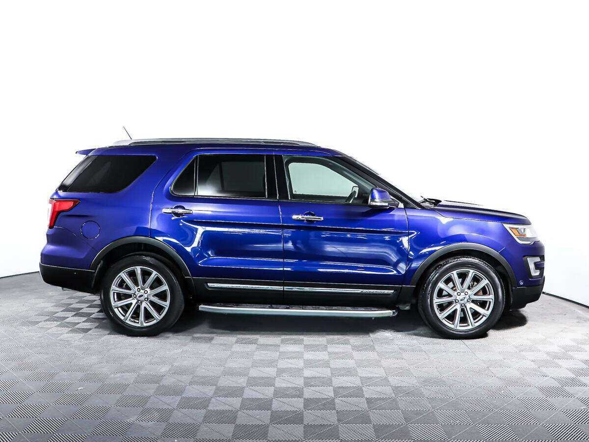 Ford Explorer 2017 года с пробегом. Фото: #2