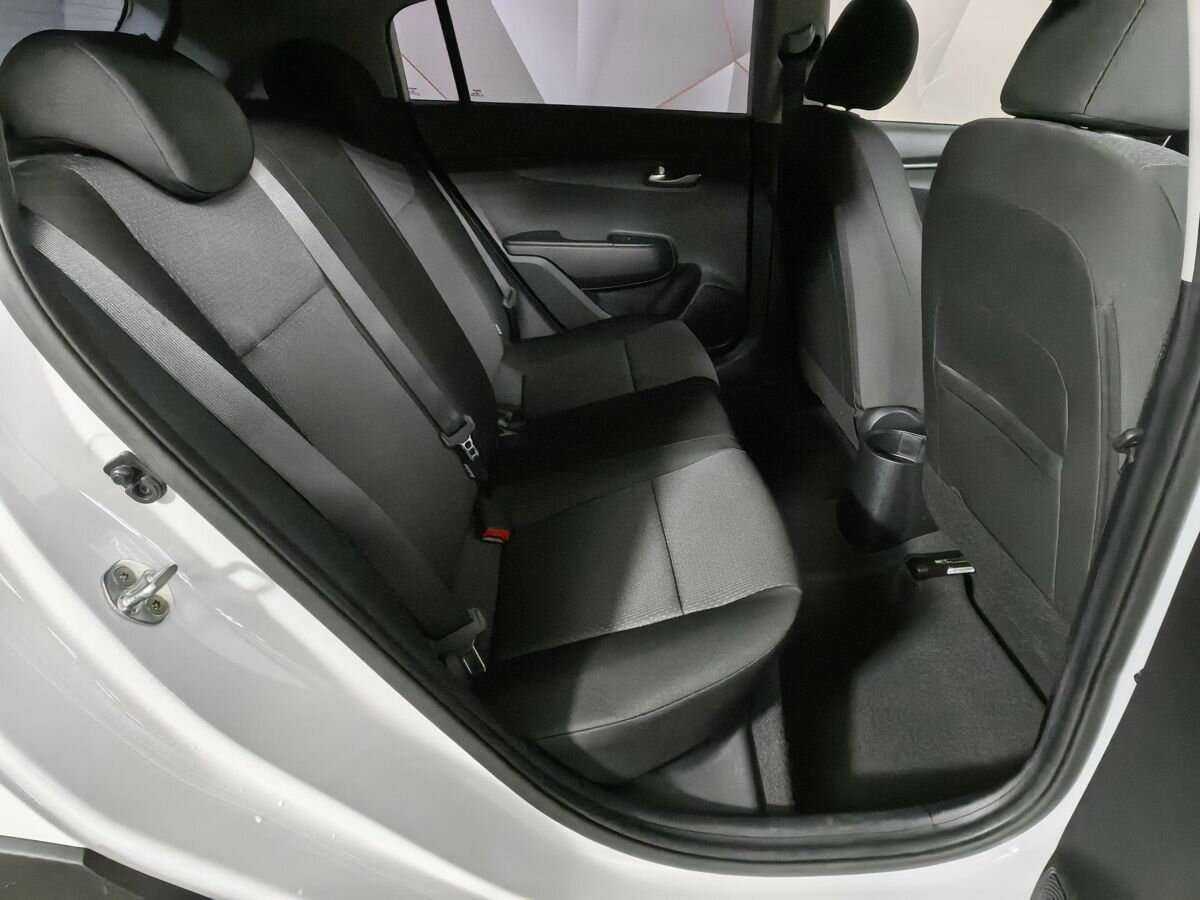 Kia Rio 2022 года с пробегом. Фото: #11