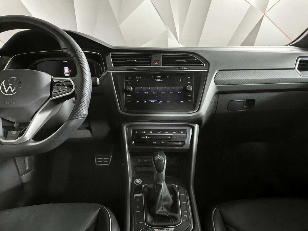 Volkswagen Tiguan 2021 года с пробегом. Фото: #9