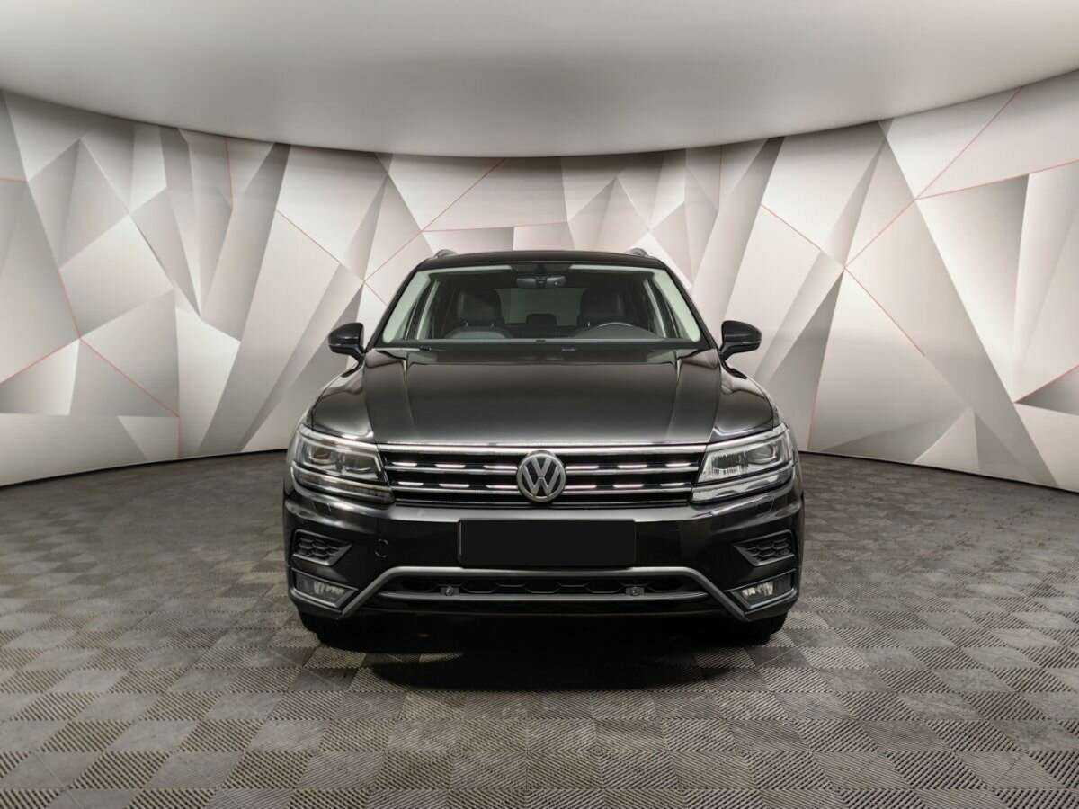 Volkswagen Tiguan 2018 года с пробегом. Фото: #6