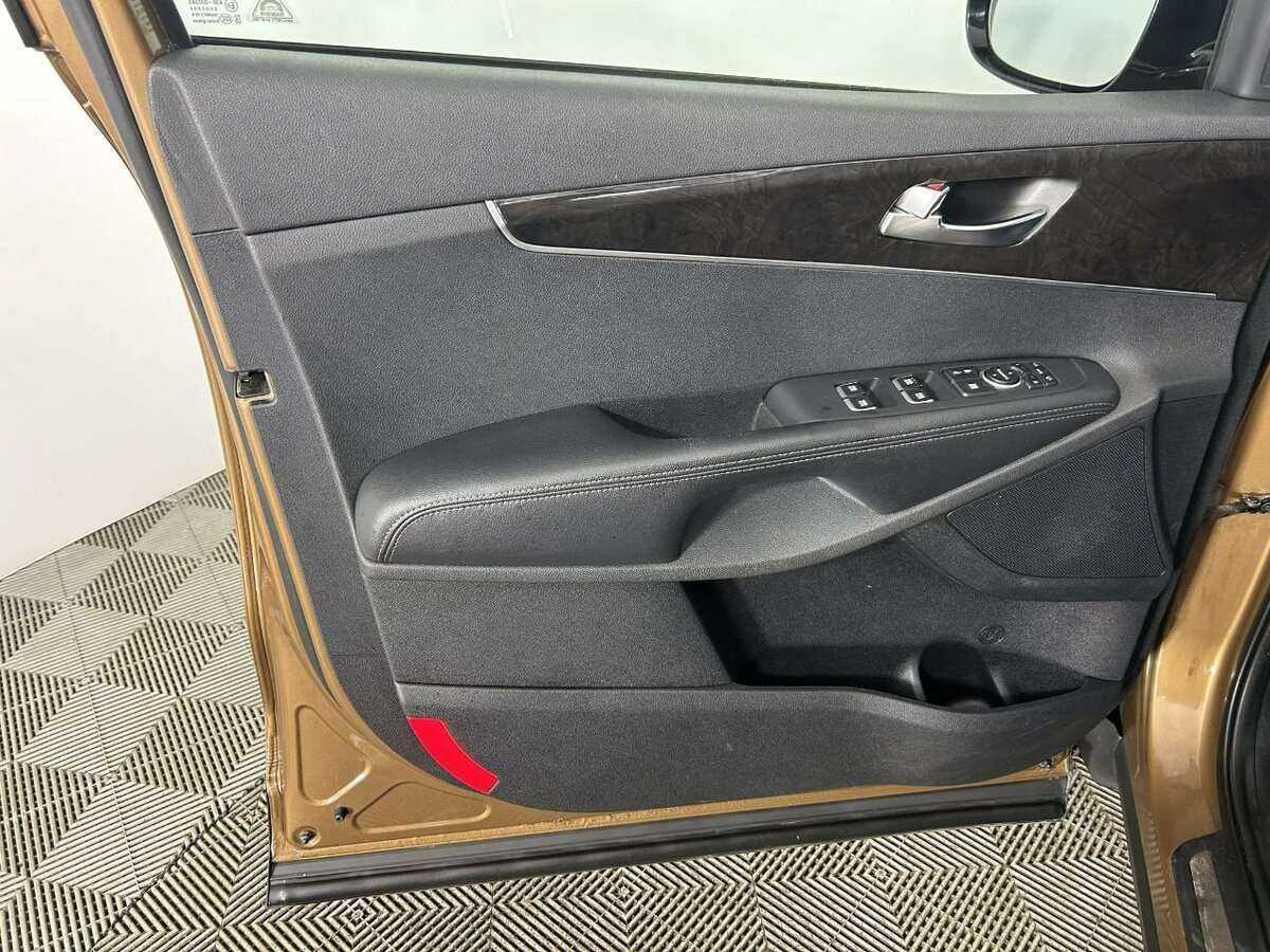 Б/У Киа Соренто 2017 года. Фото: #5