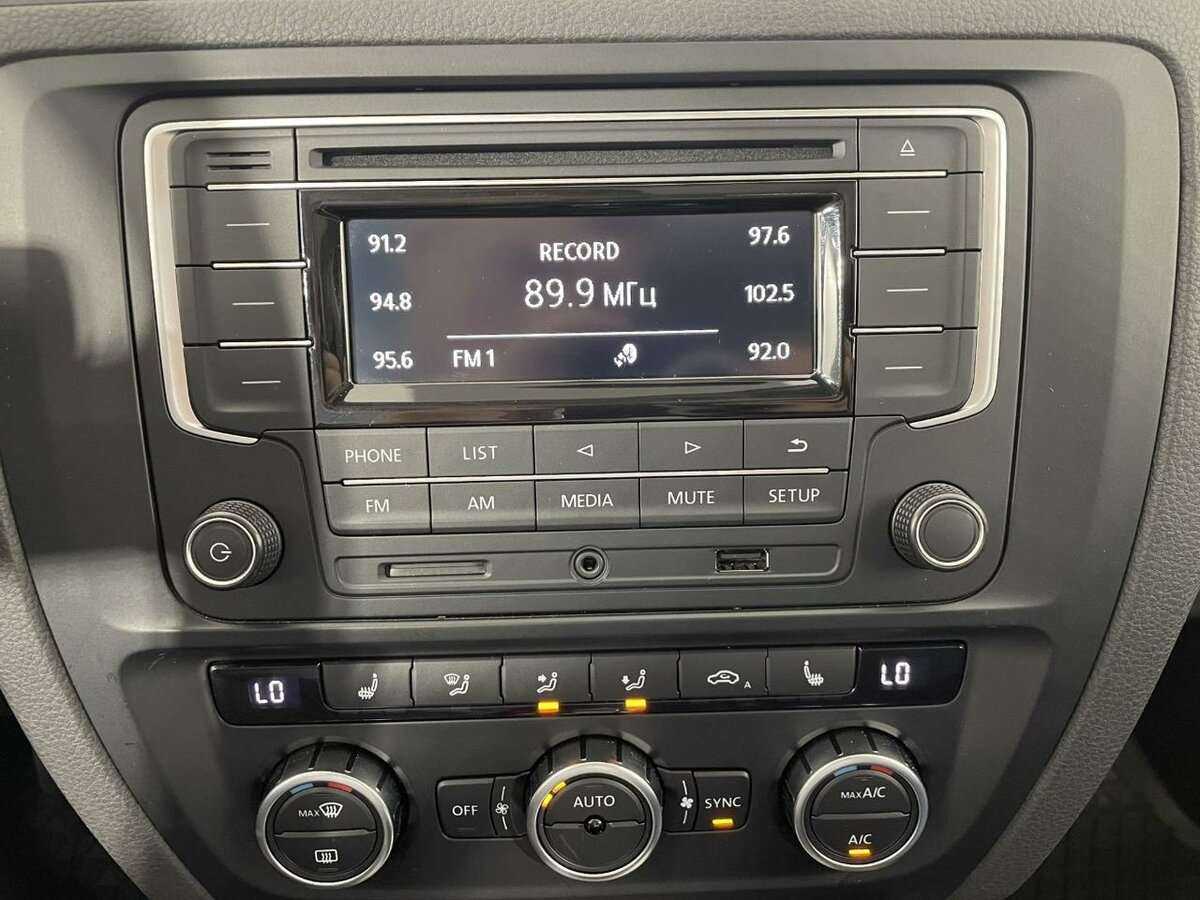 Б/У Фольксваген Джетта 2013 года. Фото: #11