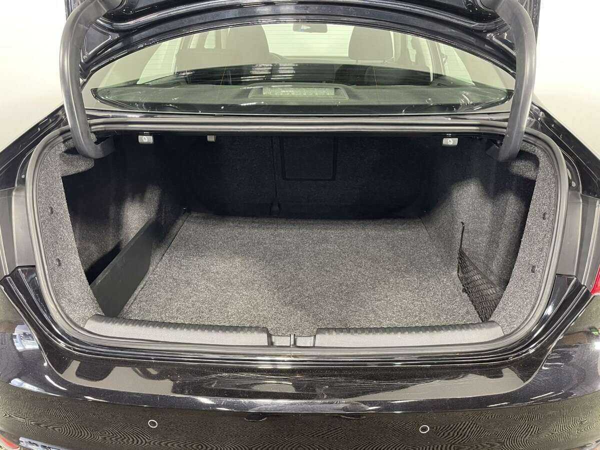 Б/У Фольксваген Джетта 2013 года. Фото: #17