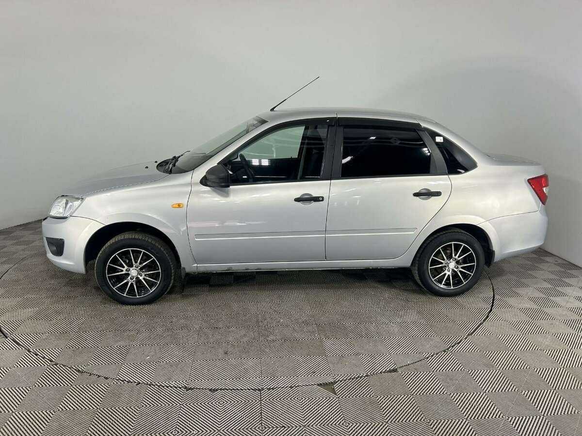 Б/У Лада (ВАЗ) Гранта 2017 года. Фото: #4