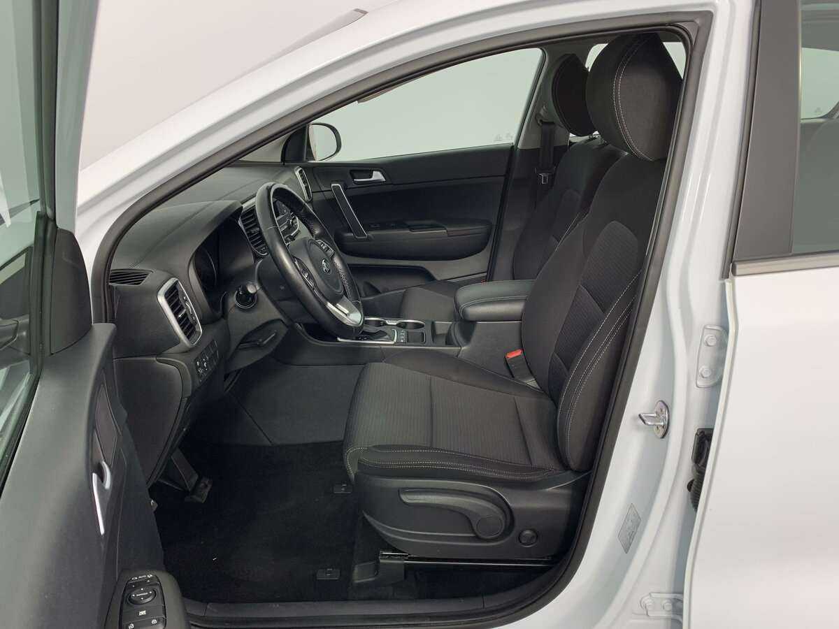 Б/У Киа Спортейдж 2020 года. Фото: #15