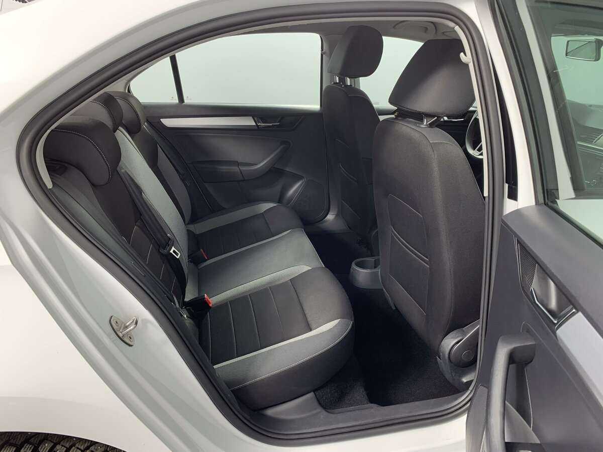 Skoda Rapid 2019 года с пробегом. Фото: #15