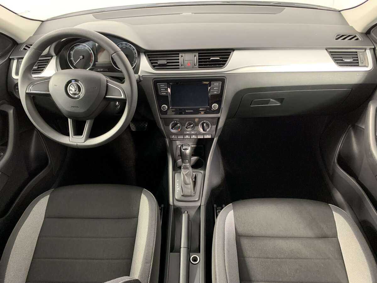 Б/У Шкода Рапид 2019 года. Фото: #11