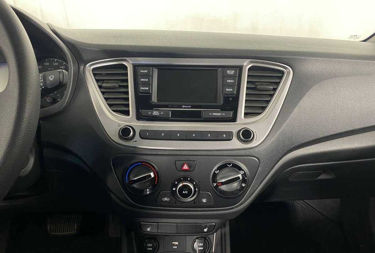 Hyundai Solaris 2021 года с пробегом. Фото: #11