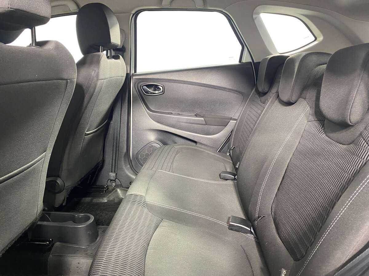 Б/У Рено Каптюр 2019 года. Фото: #7