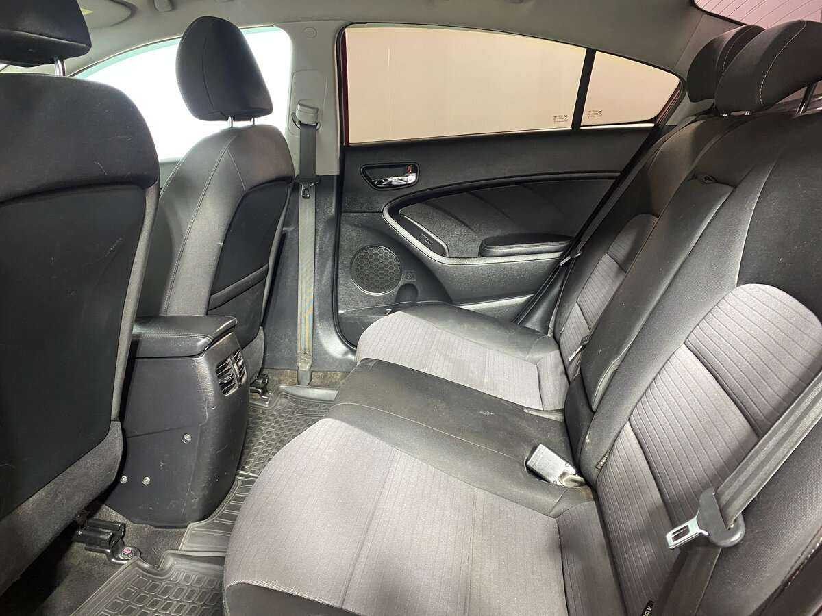 Б/У Киа Церато 2013 года. Фото: #7