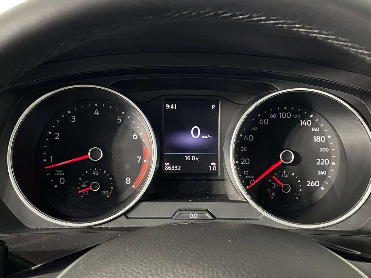 Б/У Фольксваген Тигуан 2017 года. Фото: #16