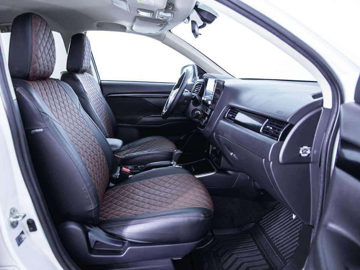 Mitsubishi Outlander 2020 года с пробегом. Фото: #11