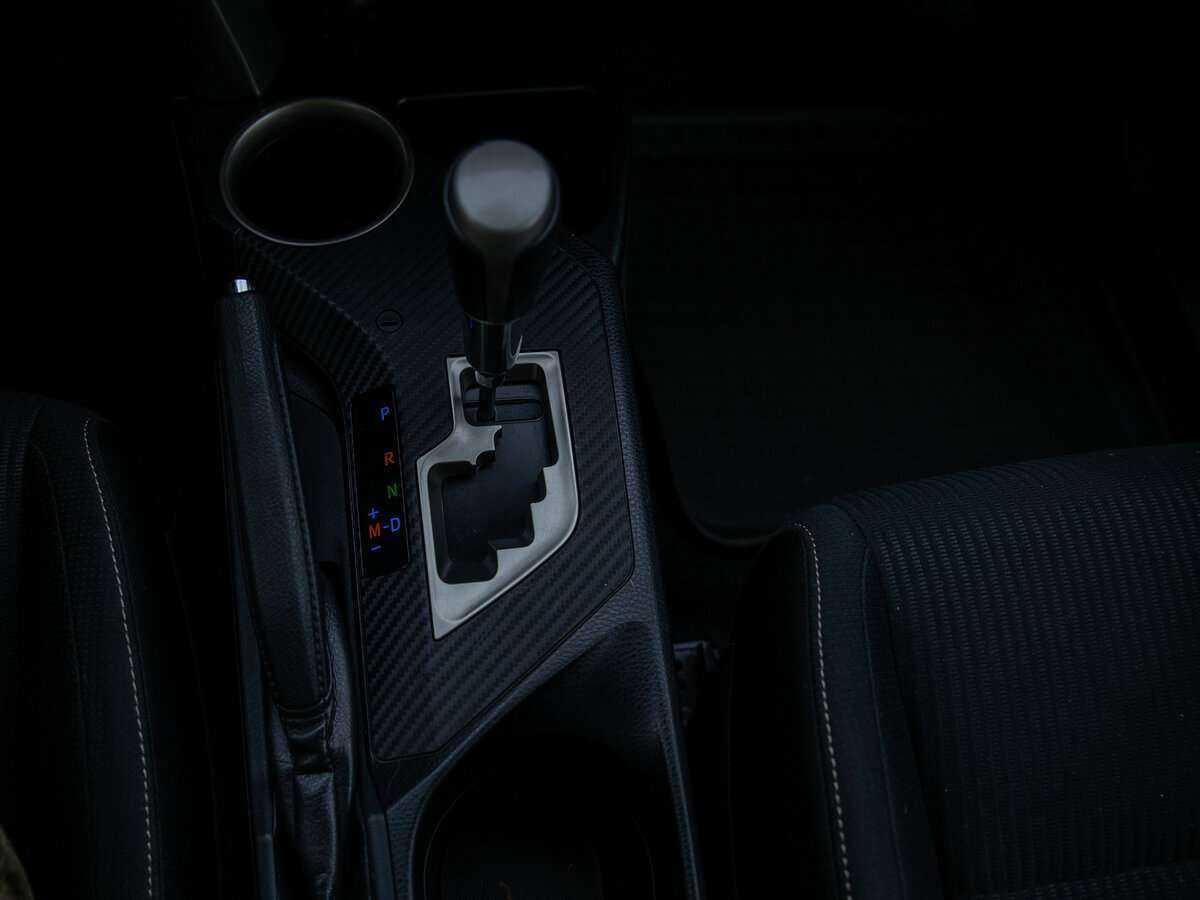 Б/У Тойота Рав4 2013 года. Фото: #17