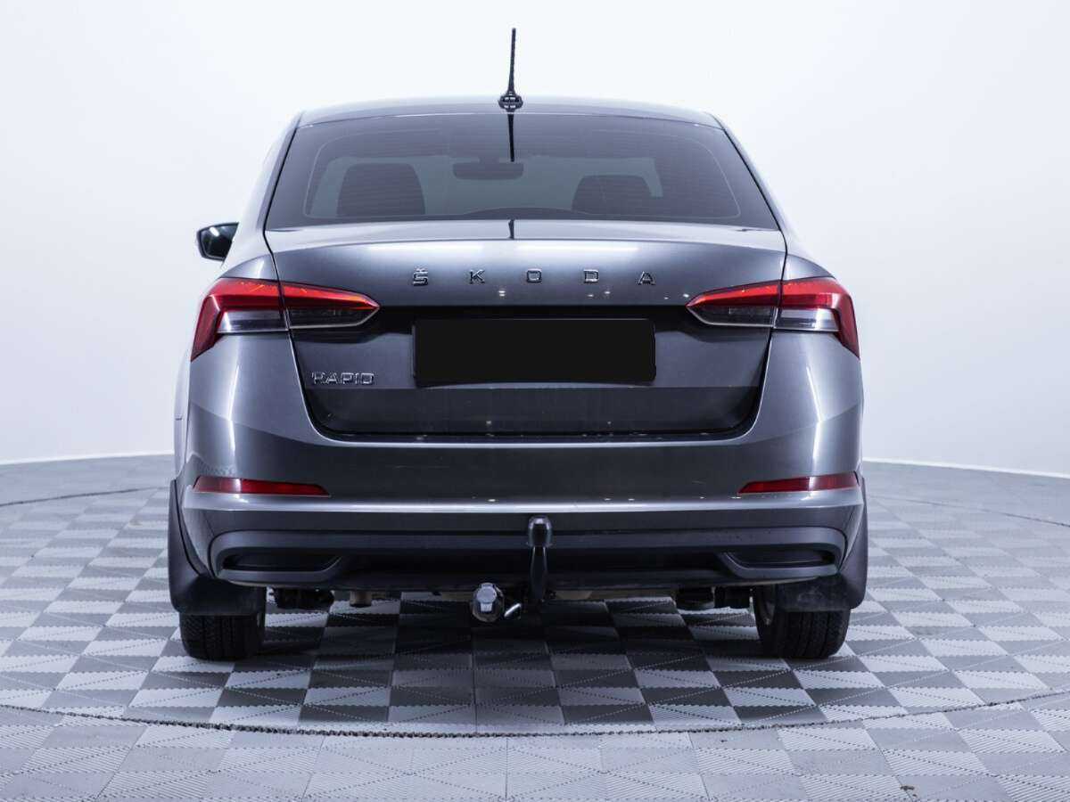 Б/У Шкода Рапид 2021 года. Фото: #4