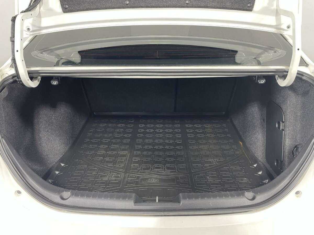 Б/У Мазда 3 2014 года. Фото: #16