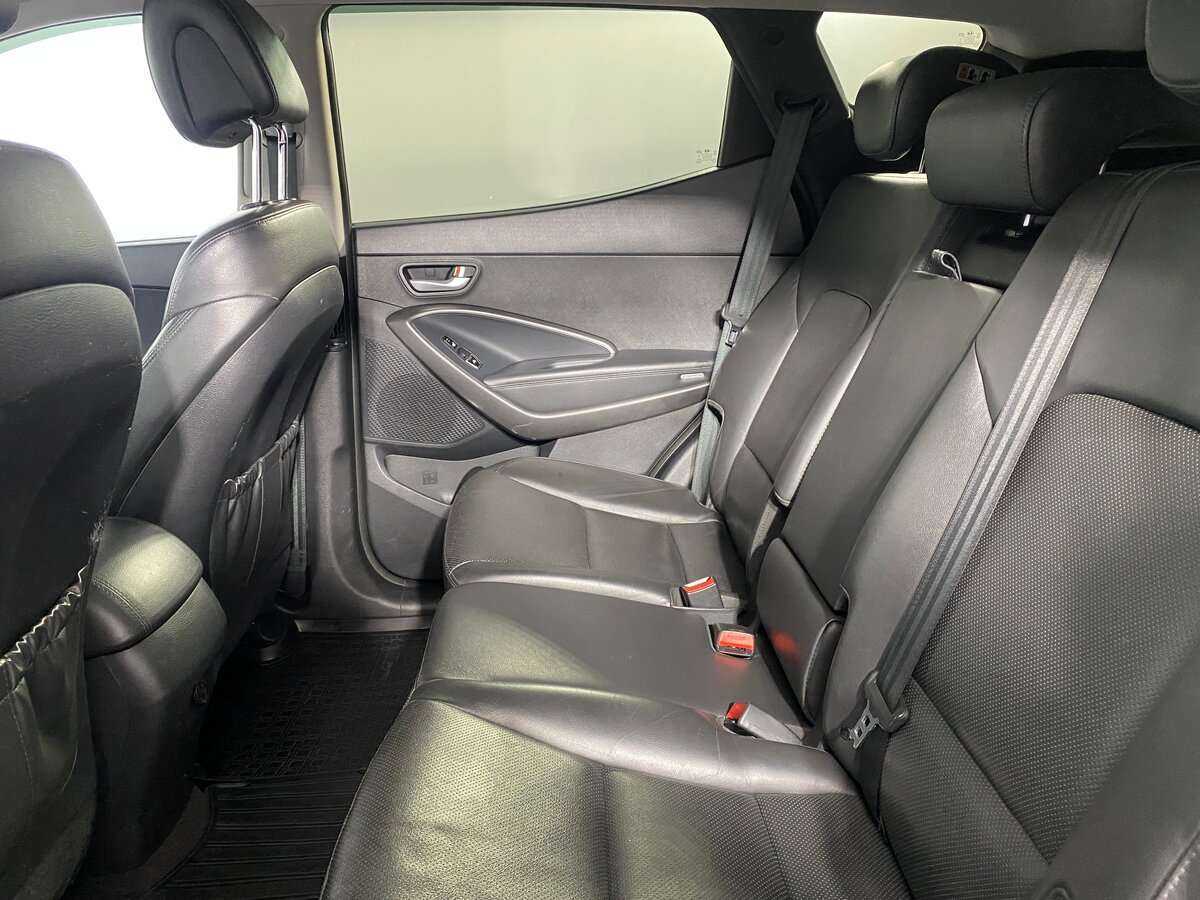 Б/У Хендай Санта Фе 2015 года. Фото: #7