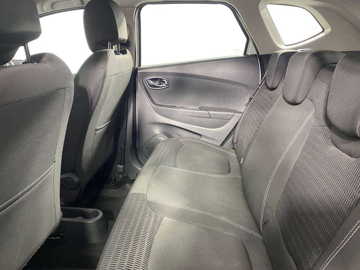 Б/У Рено Каптюр 2018 года. Фото: #8