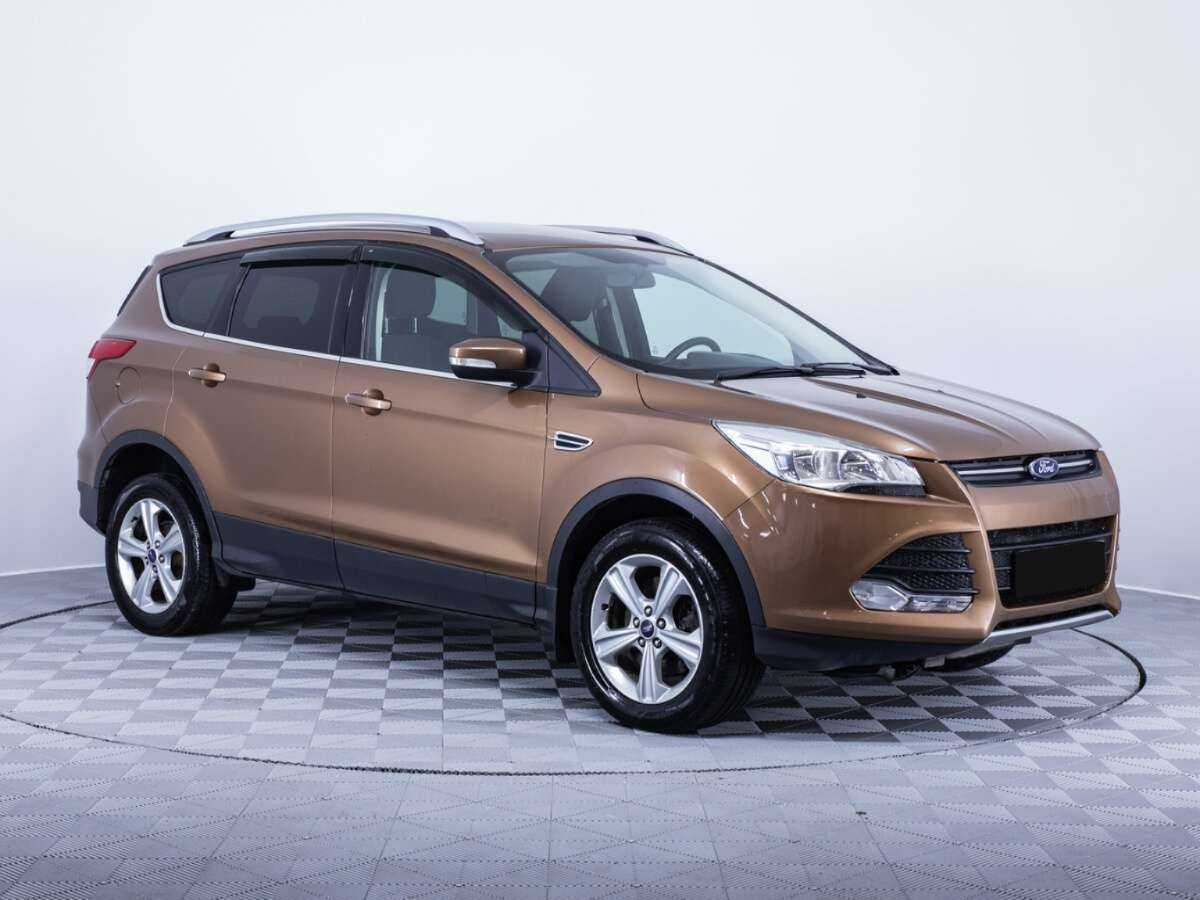 Ford Kuga 2013 года с пробегом. Фото: #2