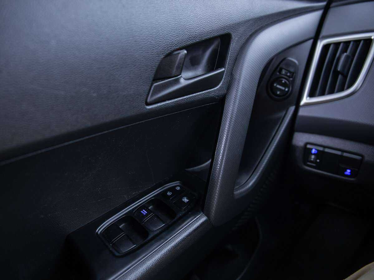 Б/У Хендай Крета 2017 года. Фото: #10