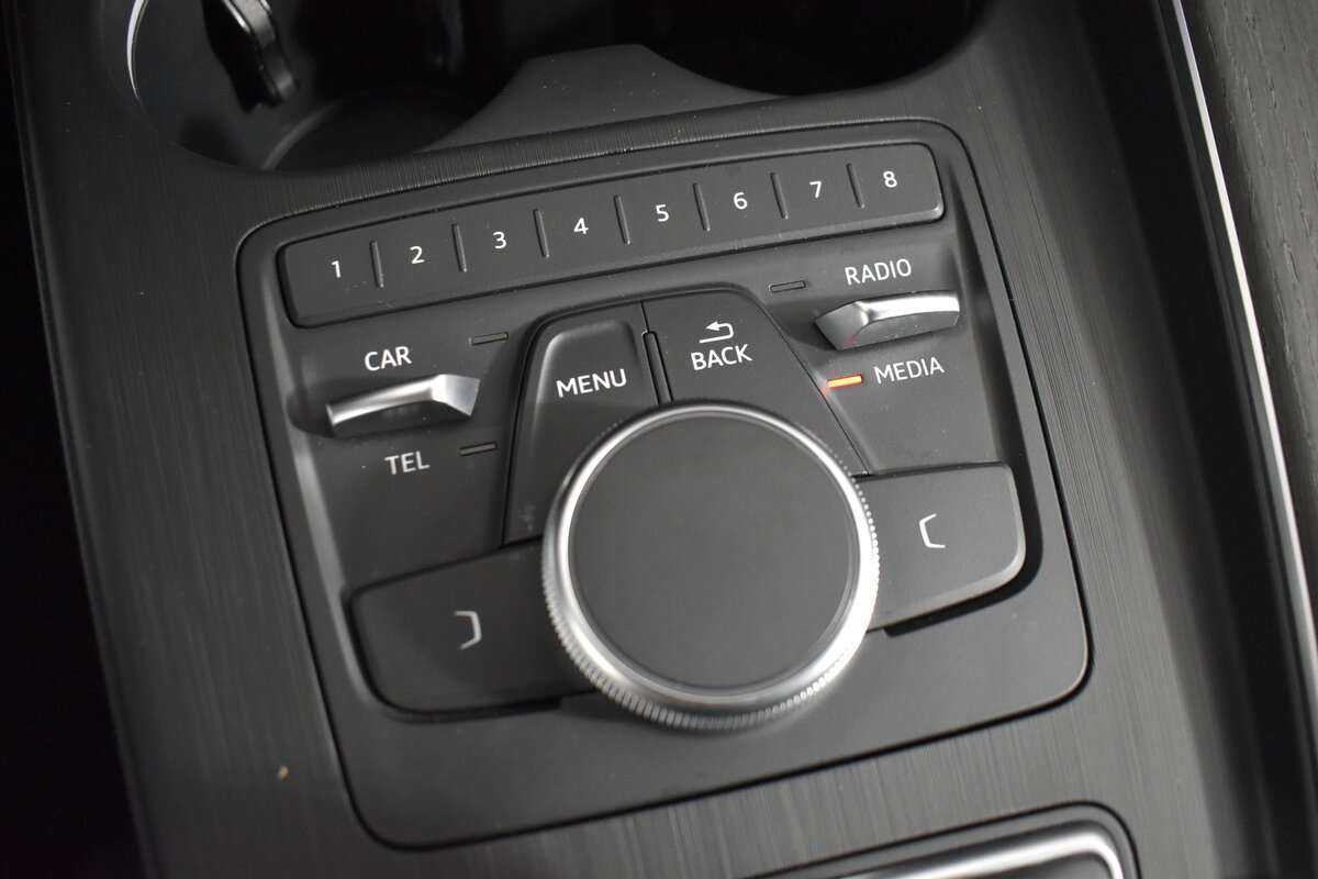 Audi A4 2018 года с пробегом. Фото: #19