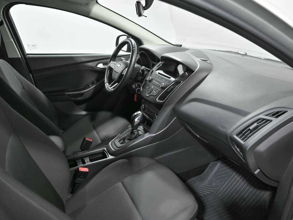 Ford Focus 2017 года с пробегом. Фото: #13