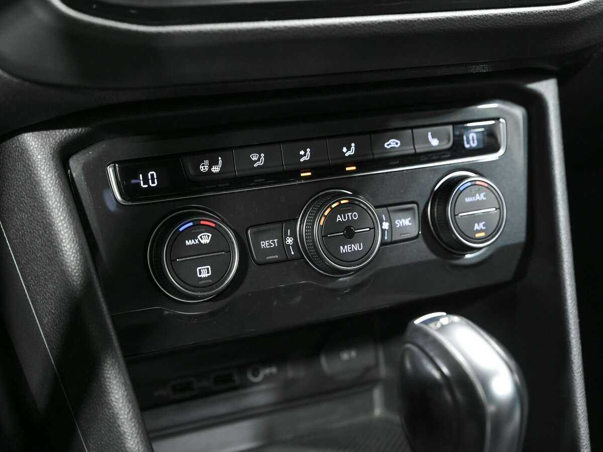 Volkswagen Tiguan 2018 года с пробегом. Фото: #9