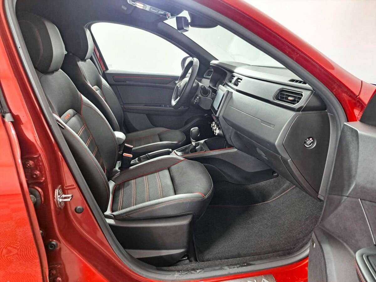 Б/У Рено Аркана 2021 года. Фото: #8