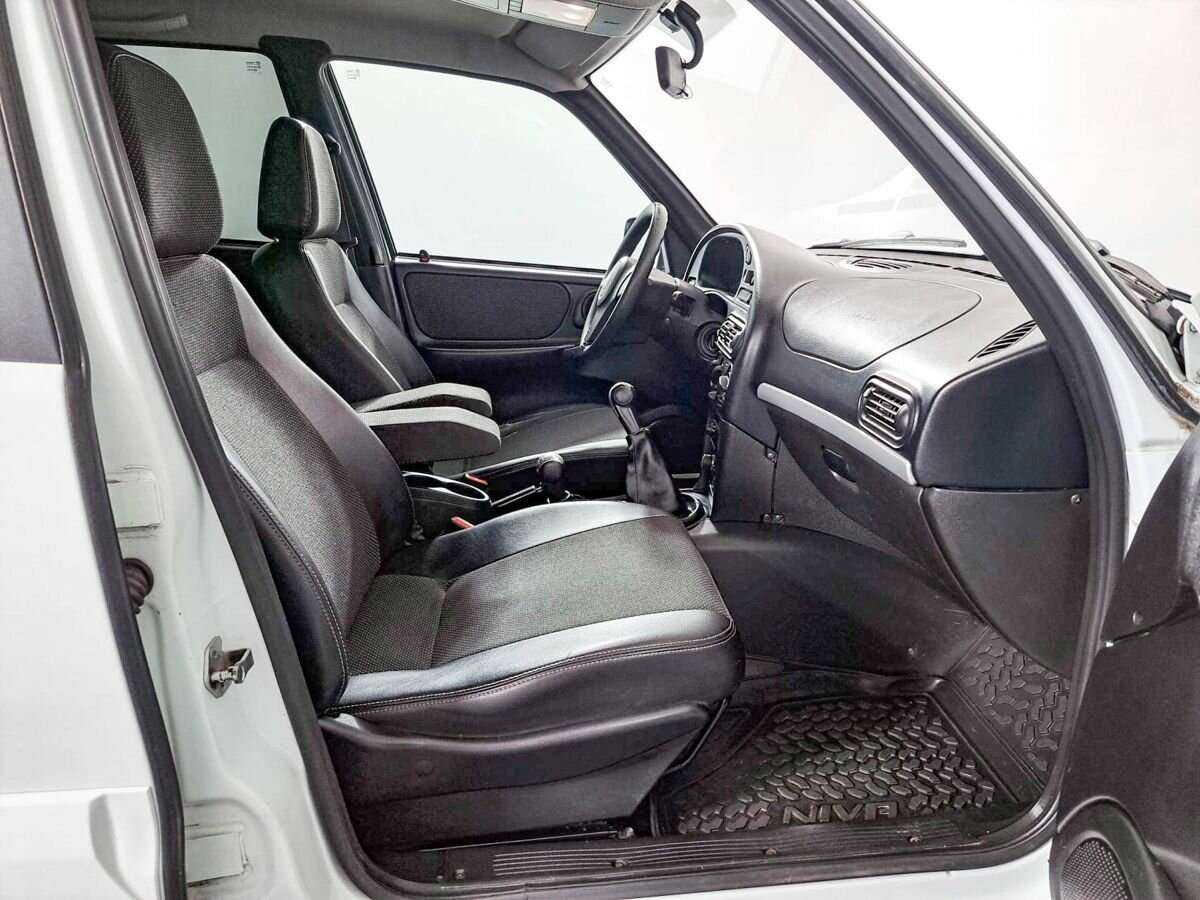 Б/У Шевроле Нива 2013 года. Фото: #8