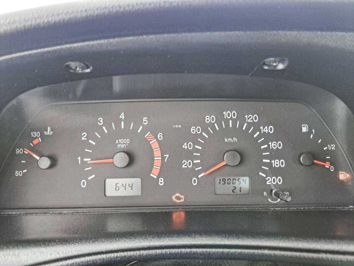 Б/У Шевроле Нива 2013 года. Фото: #10