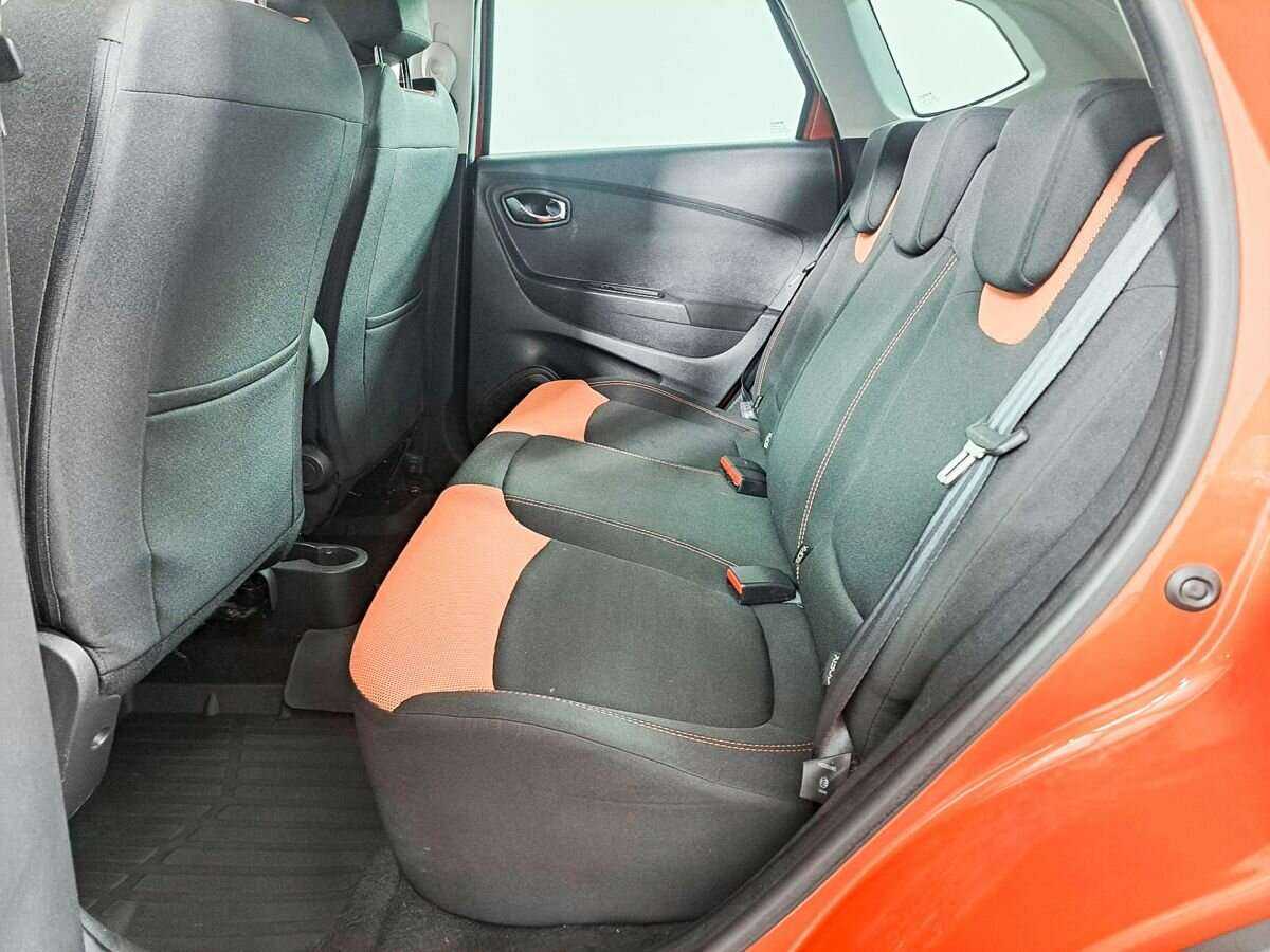 Б/У Рено Каптюр 2016 года. Фото: #9