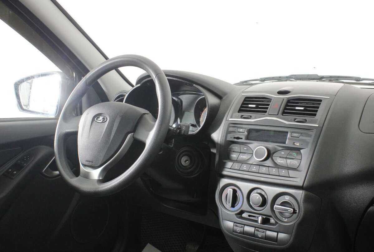 Б/У Лада (ВАЗ) Гранта 2022 года. Фото: #4