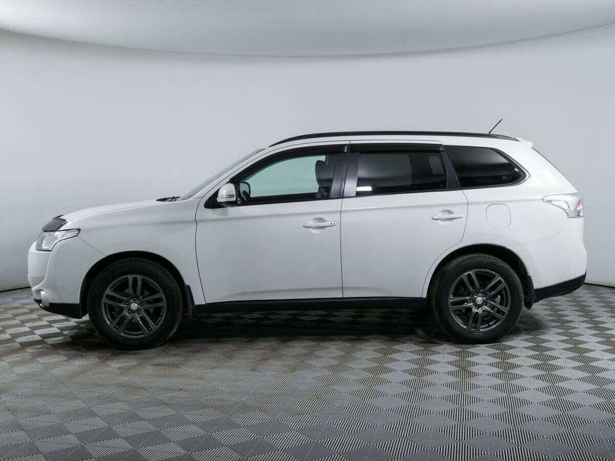 Mitsubishi Outlander 2012 года с пробегом. Фото: #7