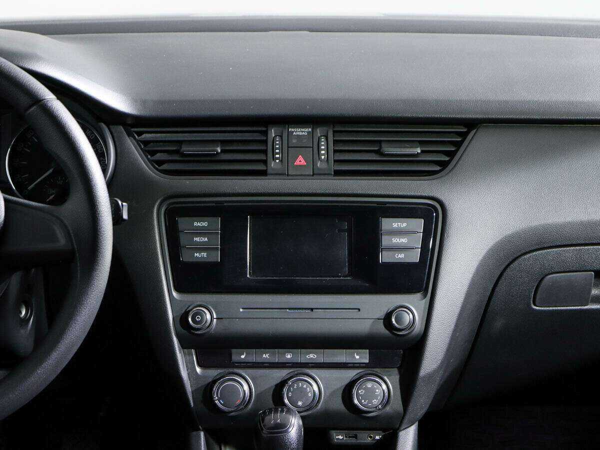 Б/У Шкода Октавия 2016 года. Фото: #10