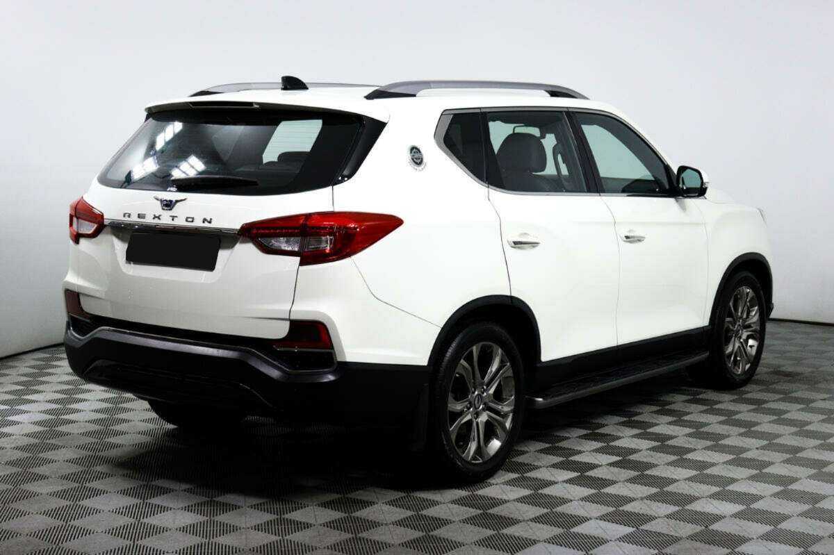 SsangYong Rexton 2018 года с пробегом. Фото: #4
