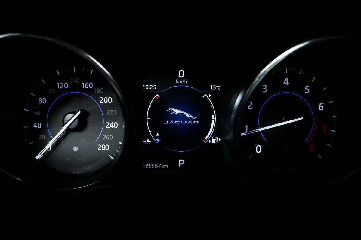 Jaguar XF 2016 года с пробегом. Фото: #9