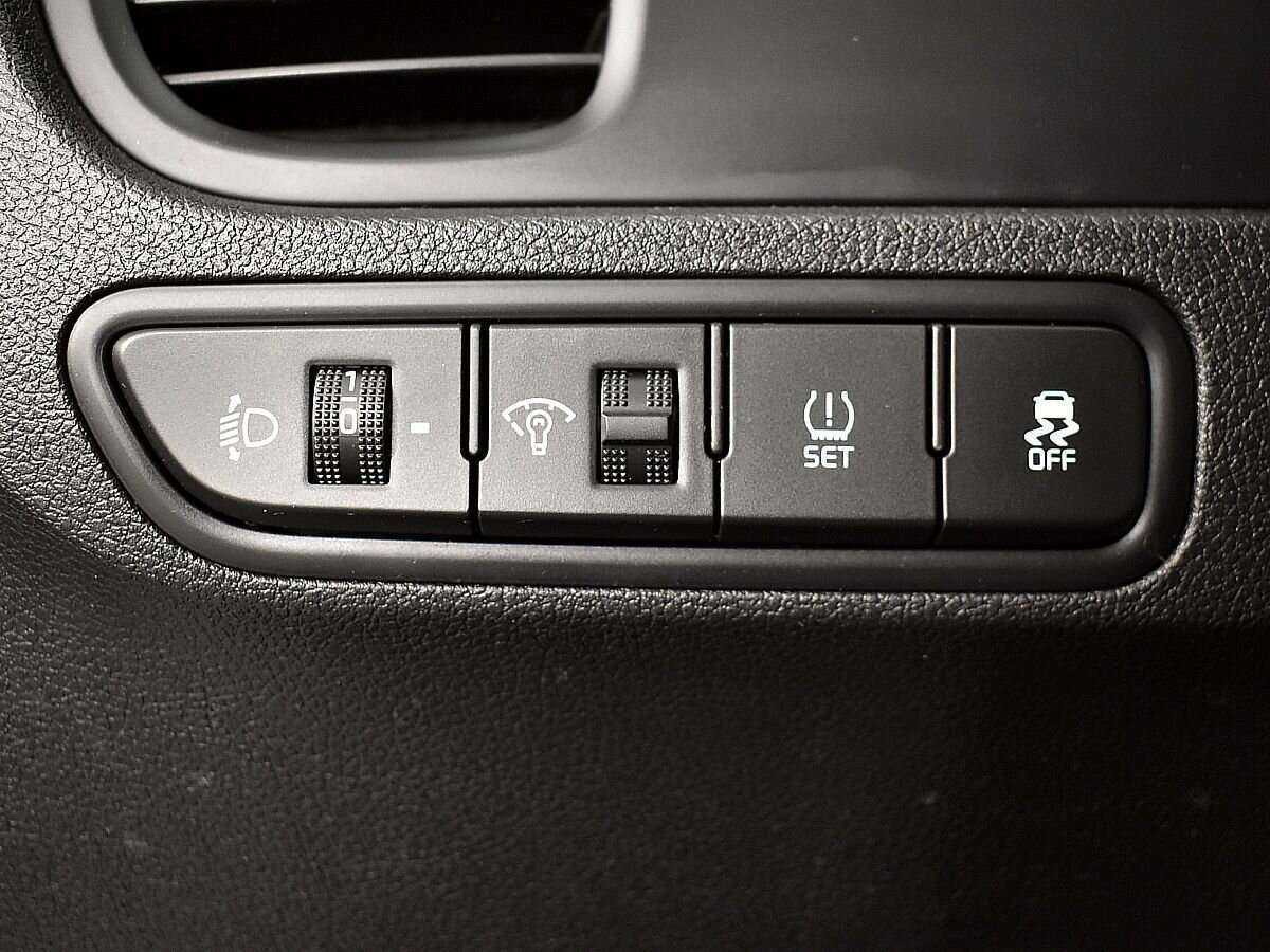 Б/У Киа Рио 2018 года. Фото: #16