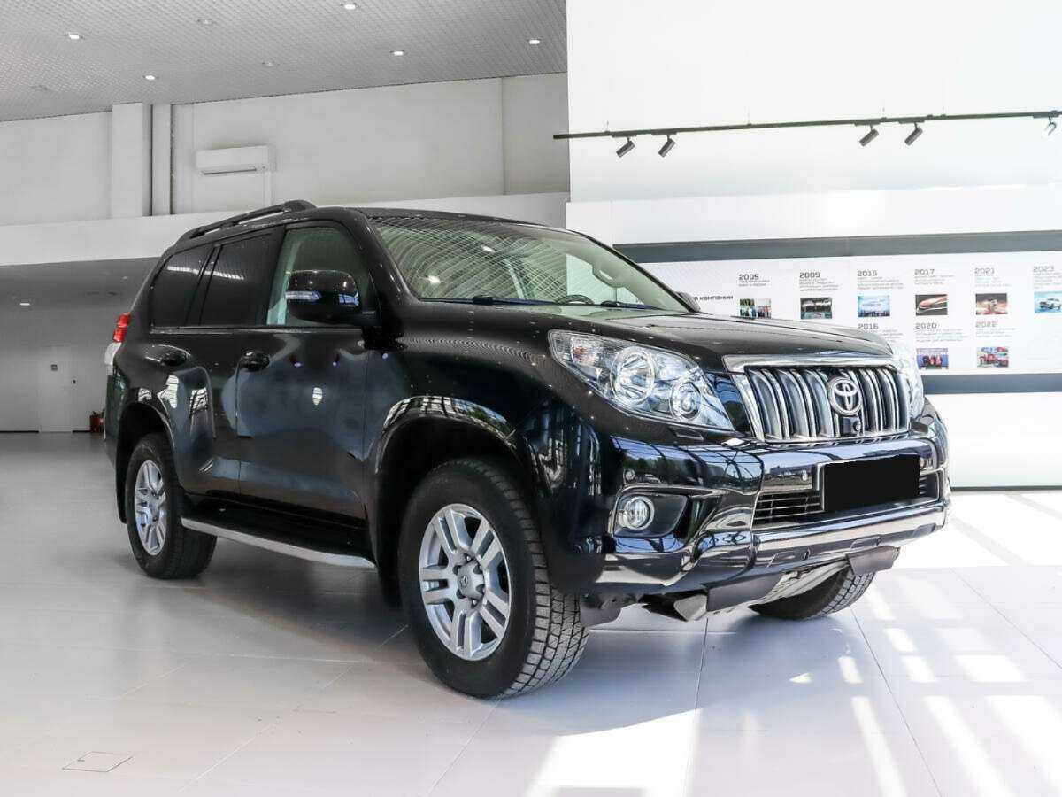 Toyota Land Cruiser Prado 2012 года с пробегом. Фото: #2