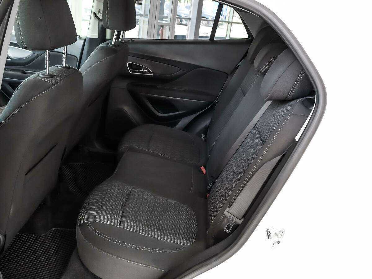 Opel Mokka 2013 года с пробегом. Фото: #9