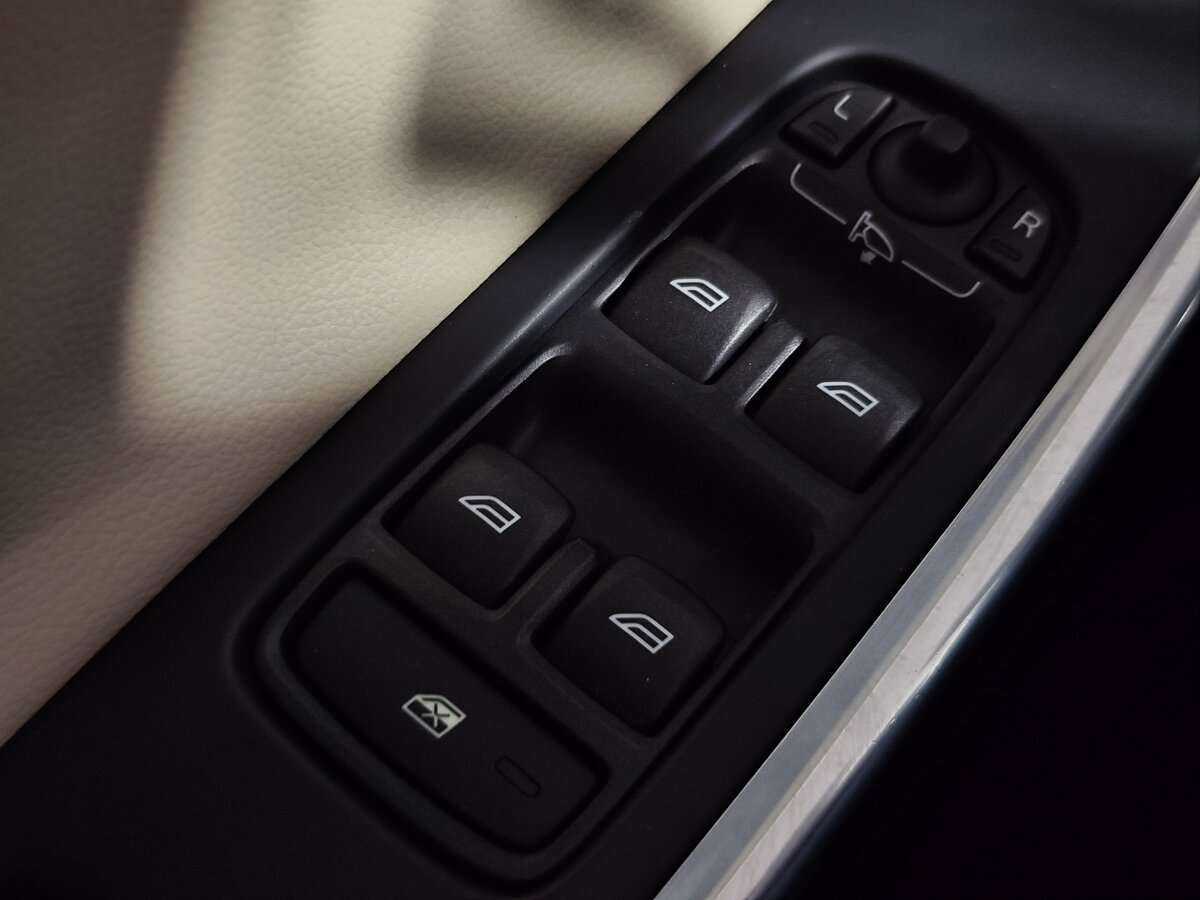 Volvo S60 2012 года с пробегом. Фото: #14