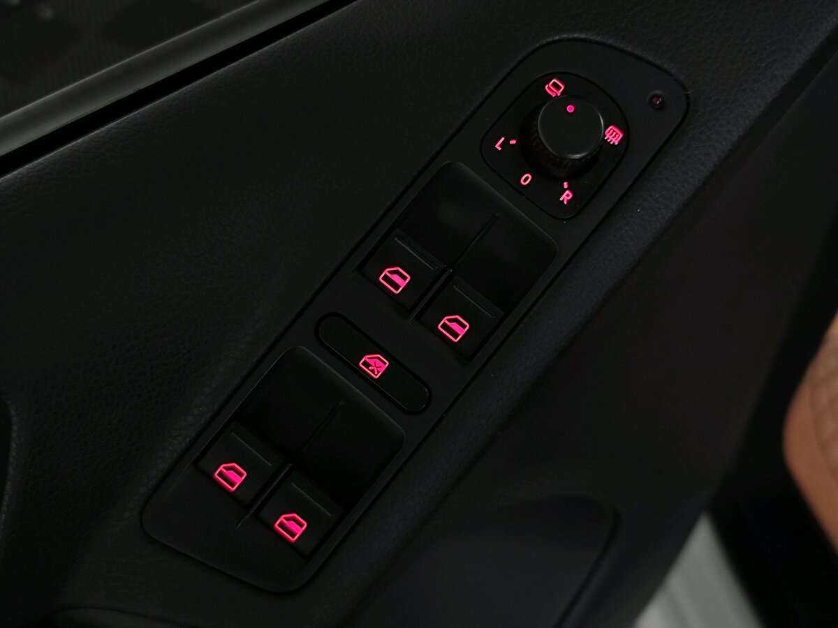 Б/У Фольксваген Тигуан 2013 года. Фото: #15